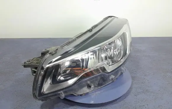 Peugeot 508 RXH Headlight/headlamp 9807241280