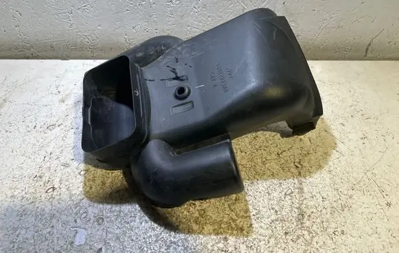 Intake resonator