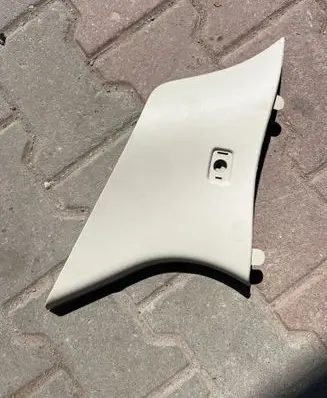 Volvo XC90 (D) pillar trim (bottom) 31363596