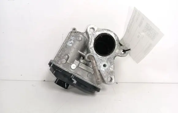 Nissan Navara D23 EGR valve 147109869R