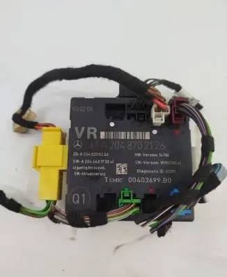 Mercedes-Benz C W204 Door control unit/module A2048702126 A2048208226 A2044421732