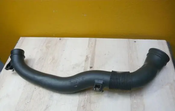 Opel Signum Air intake hose/pipe 55556519