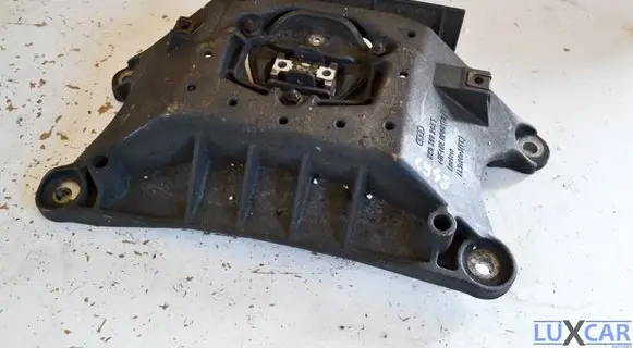 Audi A4 S4 B8 8K Gearbox mounting bracket 8K0399263T