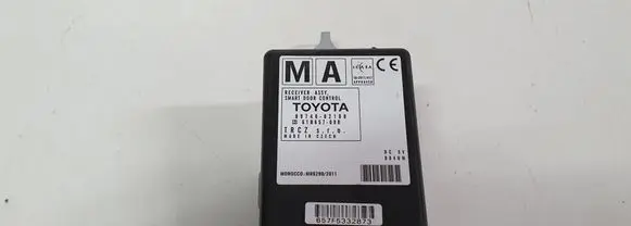 Toyota Auris E180 Door control unit/module