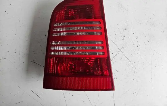 Skoda Octavia Mk1 (1U) Rear/tail lights 1U9945095B 1U9945111B 1U9945257