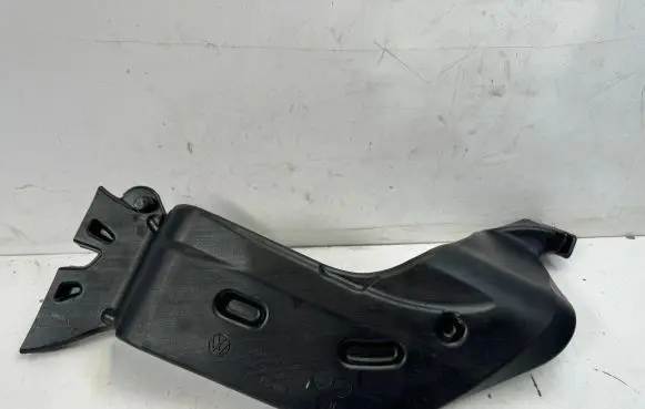 Volkswagen Tiguan Allspace Cabin air duct channel 5Q0819805