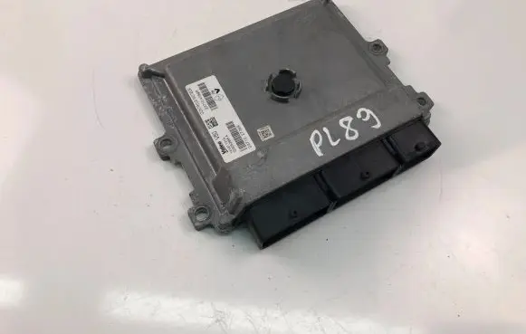 Renault Clio IV Engine control unit/module ECU 237104789R 237102706R