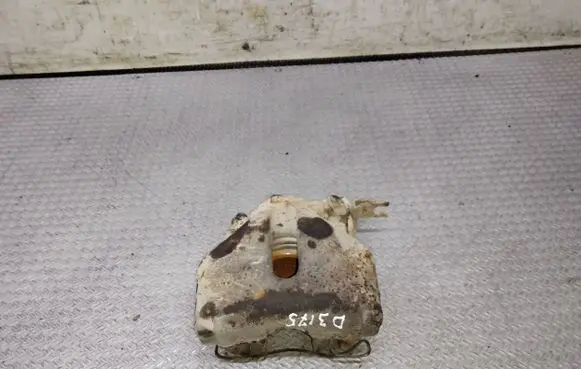 Volkswagen PASSAT B5.5 Front brake caliper