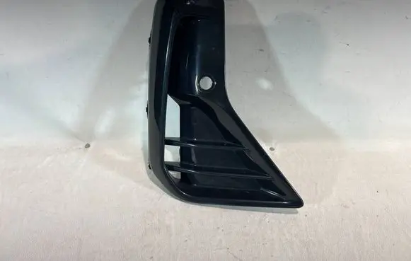 BMW X3 G01 Front bumper lower grill 8081924