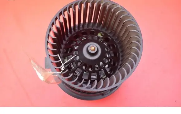 Peugeot 208 I Heater fan/blower T1013140A