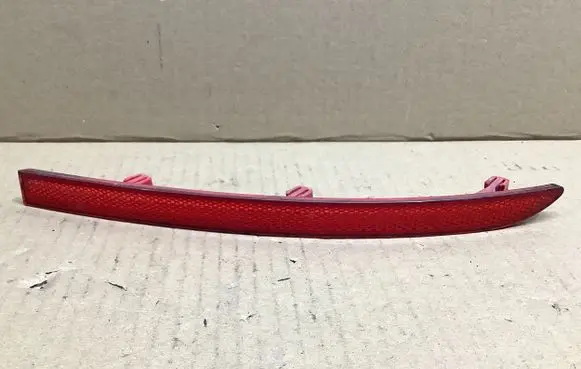 Volkswagen Tiguan Rear tail light reflector 5N0945106