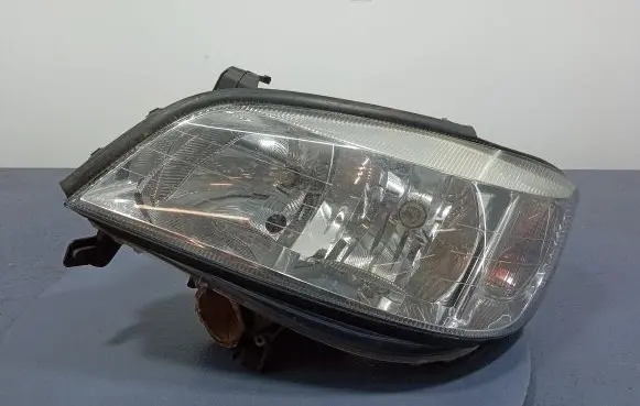 Opel Zafira A Headlight/headlamp 89100054
