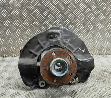 Mercedes-Benz EQB Front wheel hub A2473320100