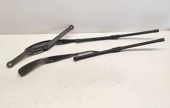 Mercedes-Benz GLC X253 C253 Headlight wiper blade set A2058240119 A2058208301