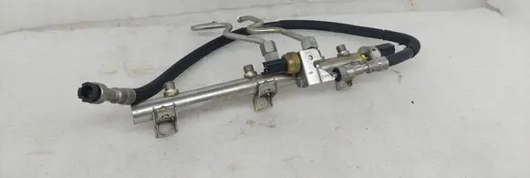 BMW 5 E60 E61 Fuel main line pipe 7562474 7537319 561986