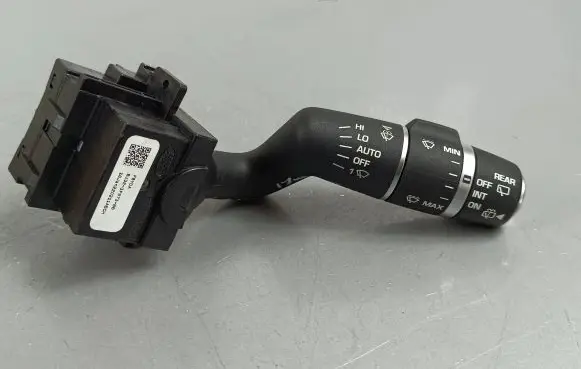 Jaguar F-Pace Wiper control stalk BJ323F973BB