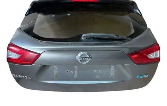 Nissan Qashqai Truck tailgate 
