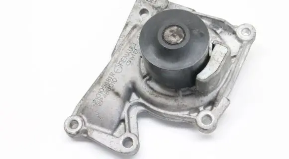 Mercedes-Benz B W246 W242 Water pump 210105481R