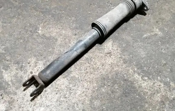 KIA Carens I Rear shock absorber/damper