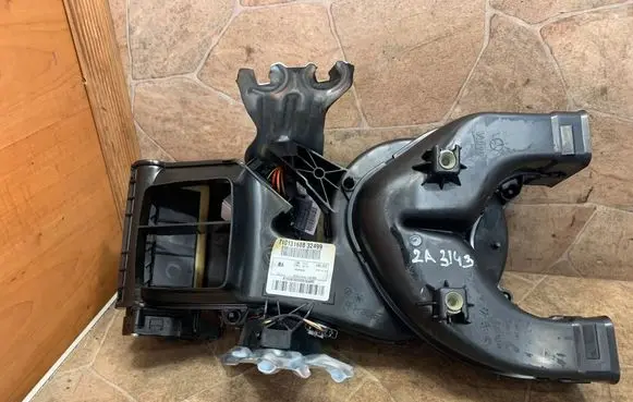 Mercedes-Benz GL X166 Interior heater climate box assembly A1668300008