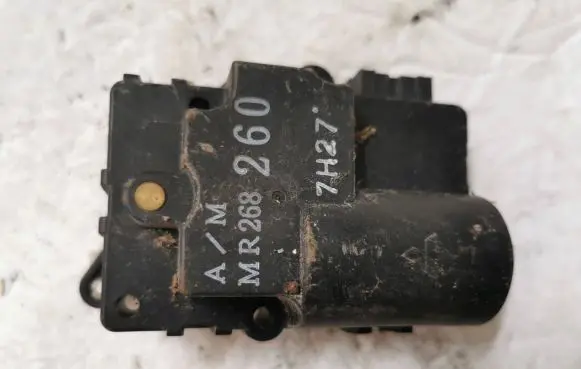 Mitsubishi Carisma Air flap motor/actuator MR268260 7H27