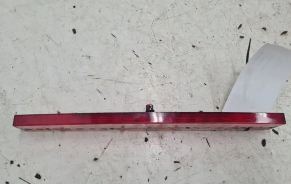 Audi A4 S4 B6 8E 8H Third/center stoplight 28427002