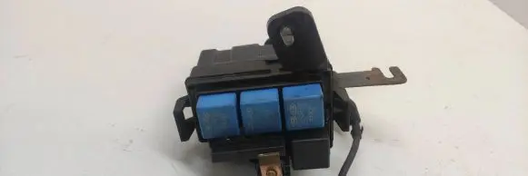 Hyundai i40 Relay mounting block 919403Z180