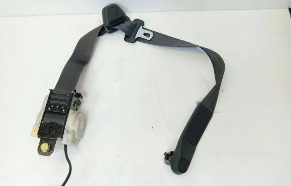 Honda Prelude Front seatbelt 12364211
