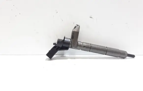 Hyundai ix 55 Fuel injector 338003A000