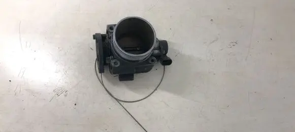 Volvo S40, V40 Throttle valve 9186780