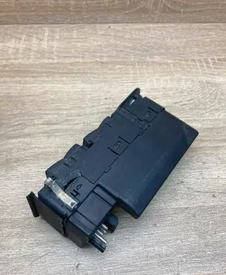 BMW 5 E39 Electric window control switch 6904301 110187