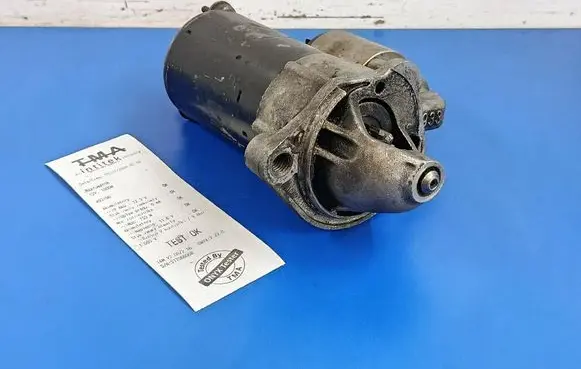 Volkswagen PASSAT B5 Starter motor 058911023B