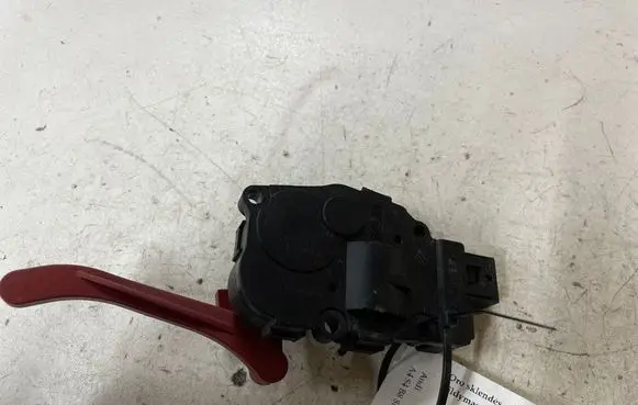 Audi A4 S4 B8 8K Air flap motor/actuator 13092008 EFB330