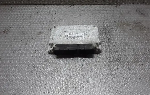 Skoda Octavia Mk2 (1Z) Engine control unit/module 5WP4027401 06A906033FB