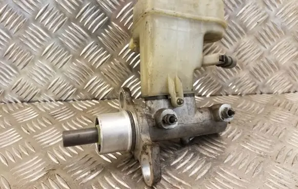 Opel Vectra C Master brake cylinder