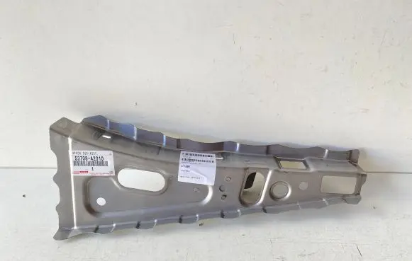 Toyota RAV 4 (XA50) Fender mounting bracket 5370842010