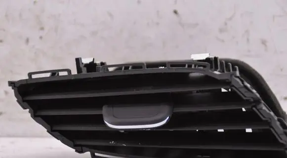Opel Insignia B Dashboard air vent grill cover trim 685030087