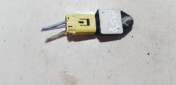 Toyota Corolla E120 E130 Airbag deployment crash/impact sensor 8983102020