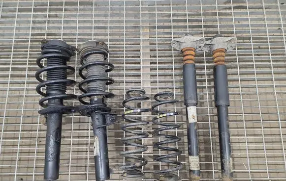 Volkswagen Tiguan Set of springs and shock absorbers (Front and rear) 5N0513049BA 316H378