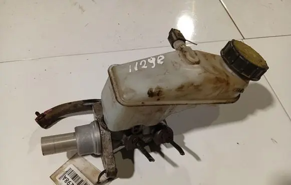 Toyota Yaris Master brake cylinder 