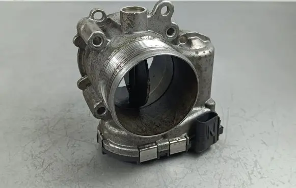 Jaguar F-Pace Throttle valve G4D39F991AA