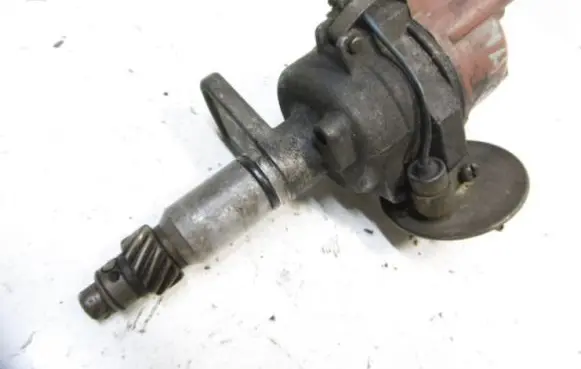Datsun 1600-1800 Ignition distributor 33100-78410