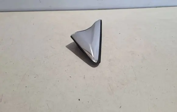 Lexus ES VII XZ10 Plastic wing mirror trim cover LH240