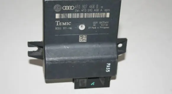 Audi A6 S6 C5 4B Gateway control module 4F0907468D 4F0910468A 8006TF7N