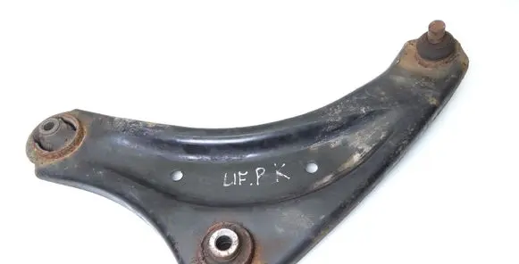 Nissan Leaf I (ZE0) Front lower control arm/wishbone