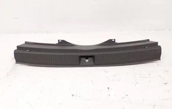Volkswagen Tiguan Trunk/boot sill cover protection 571863459
