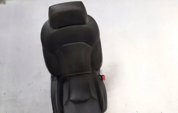 Audi Q7 4M Fuse box cover 