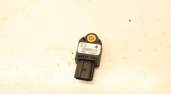 Lexus IS 220D-250-350 Airbag deployment crash/impact sensor 89831