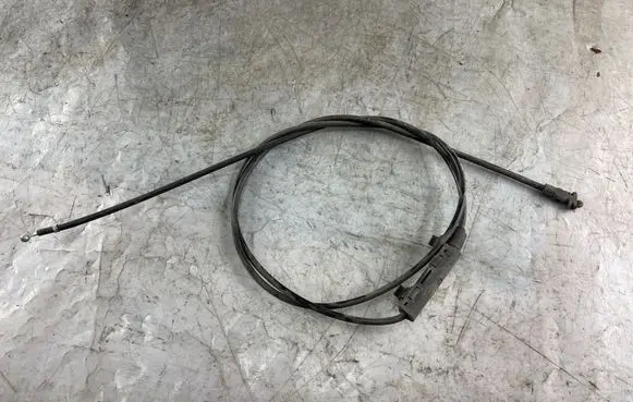 Volkswagen PASSAT B5 Engine bonnet/hood lock release cable 3b1823531 3b1823531C