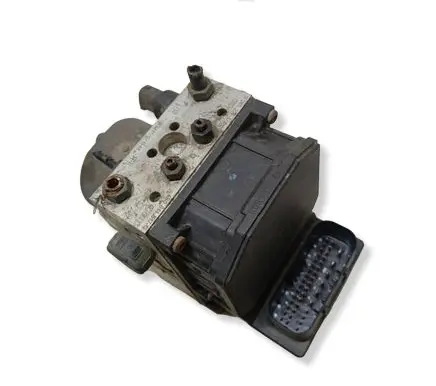 Volkswagen PASSAT B5.5 ABS Pump 4B0614517G 0265225124